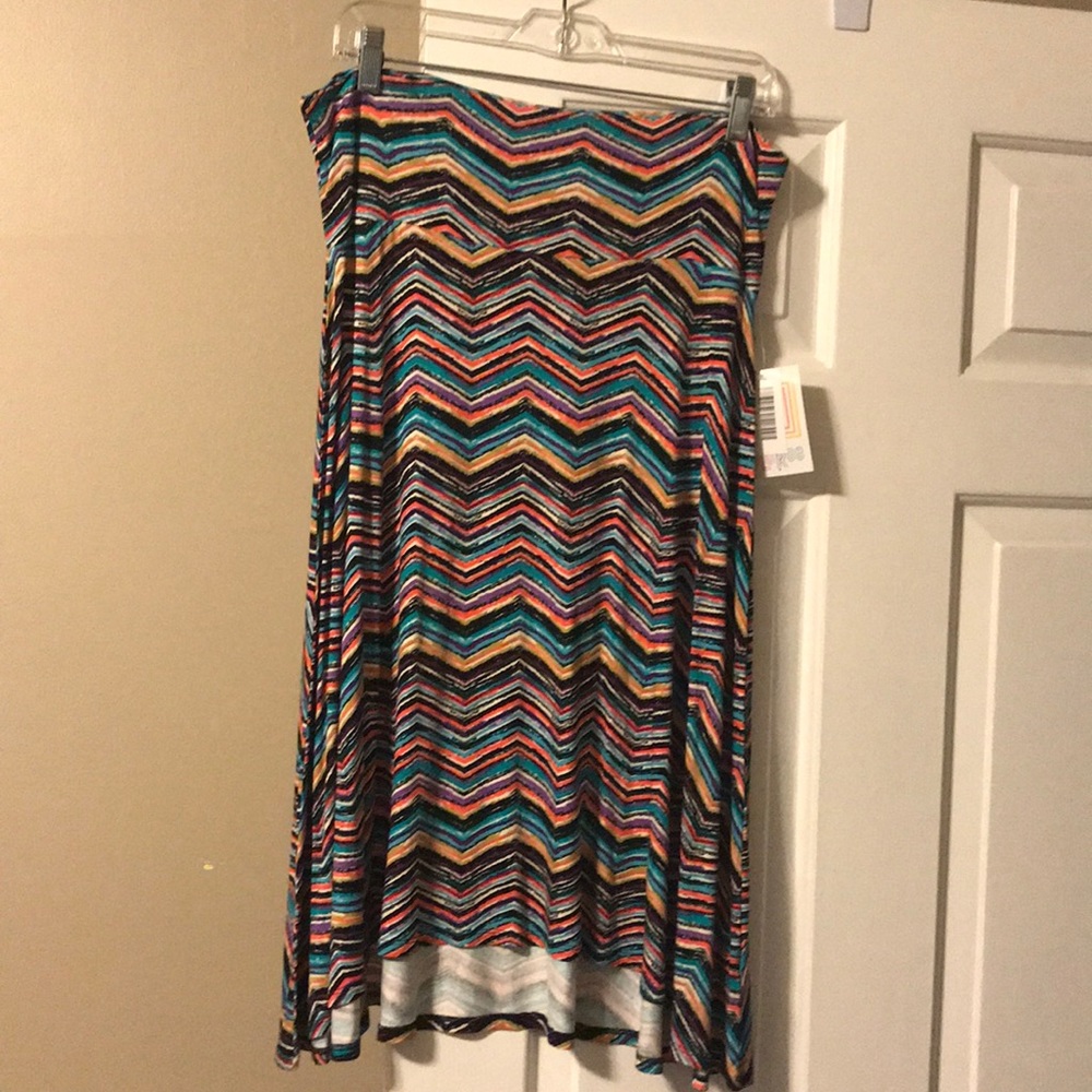 NWT LulaRoe Azure A-line skirt size L